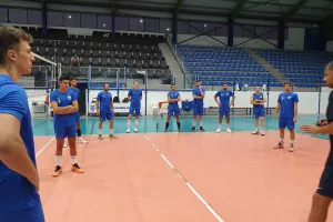 Ανόρθωση/Με δύο νέα πρόσωπα (φώτος)