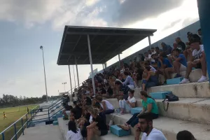 Γεμάτη κερκίδα 
