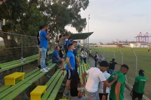 Στο πλευρό τους οι πιστοί Αθηαινίτες! (φώτος)