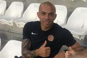 Ενοχλήσεις και ΕΚΤΟΣ/Τι έγινε με Βοζίνια 