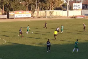Αυλαία με πολλές φάσεις, δοκάρια αλλά χωρίς γκολ! (Φώτος)