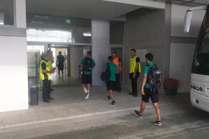 (ΒΙΝΤΕΟ/ΦΩΤΟΣ) Άφιξη αποστολής ΑΕΚ