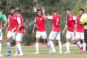 ΚΛΙΚΣ από το φιλικό