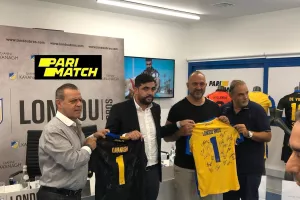 (ΦΩΤΟΣ) Συνεχίζουν ΑΠΟΕΛ και  LONDOU BROS