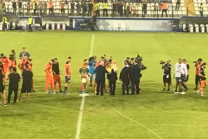 (ΦΩΤΟΣ/ΒΙΝΤΕΟ) Το σήκωσε ο Στάθης