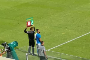 Πρώτη αλλαγή... επιθετικού!