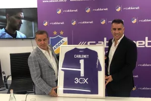 ΑΠΟΕΛ/"Η μεγαλύτερη συμφωνία στο Κυπριακό ποδόσφαιρο" (φώτος)