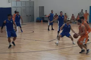 Ανόρθωση/"Το πρώτο φιλικό μετά από 42 χρόνια" (φώτος/βίντεο)
