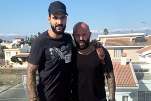 Μερκής με Απολλωνίστα
