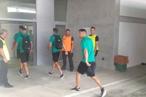 (ΒΙΝΤΕΟ/ΦΩΤΟΣ) Άφιξη αποστολής ΑΕΚ
