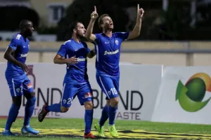 Τρία γκολ, χαμένο πέναλτι, ένταση και ΔΙΠΛΟ η "Κυρία" (φώτος)