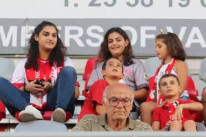ΛΥΤΡΩΣΗ με σφραγίδα Μαριάνοβιτς! (φώτος)