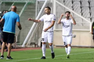 Πρεμιέρα με το... αριστερό/ Ήττα - ΣΟΚ για το ΑΠΟΕΛ (Φώτος)