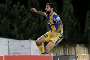 Ανατροπή στην ανατροπή και τρίποντο με ήρωα τον Μερκή! (φώτος)