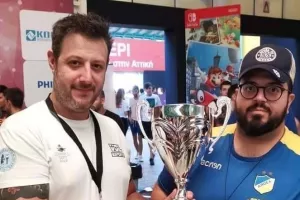 ΑΠΟΕΛ πρώτος σε Κύπρο και Ελλάδα!
