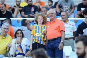 Τρία γκολ, τρεις σκόρερ και... άνετα το πρώτο τρίποντο! (φώτος)