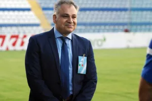 ΣΟΥΠΕΡ ΚΑΠ/ "Πορτοκαλί" με Μερκή! (Φώτος)