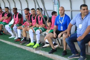 Αυλαία με πολλές φάσεις, δοκάρια αλλά χωρίς γκολ! (Φώτος)