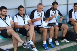 Αυλαία με πολλές φάσεις, δοκάρια αλλά χωρίς γκολ! (Φώτος)