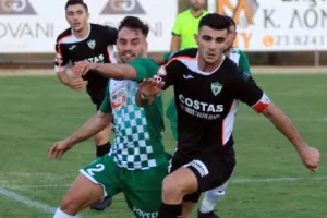 Αυλαία με πολλές φάσεις, δοκάρια αλλά χωρίς γκολ! (Φώτος)