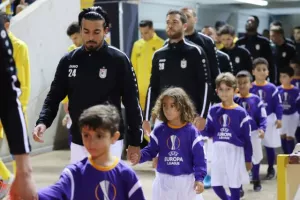 Πρεμιέρα με το... αριστερό/ Ήττα - ΣΟΚ για το ΑΠΟΕΛ (Φώτος)