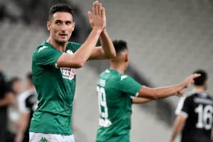 Δεν χάνει το ματς με τον Άρη ο Μακέντα