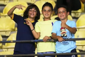 Με αυτογκόλ και κλάση Βοζίνια… ξελάσπωσε η ΑΕΛ!