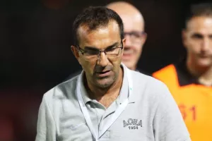 Με αυτογκόλ και κλάση Βοζίνια… ξελάσπωσε η ΑΕΛ!