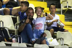 ΜΑΤΣΑΡΑ με πέντε γκολ, ανατροπή και Απόλλων! (Φώτος)