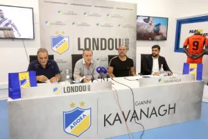 (ΦΩΤΟΣ) Συνεχίζουν ΑΠΟΕΛ και  LONDOU BROS
