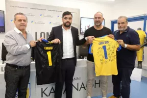 (ΦΩΤΟΣ) Συνεχίζουν ΑΠΟΕΛ και  LONDOU BROS