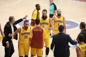 Oδυνηρή ήττα... (φώτος)