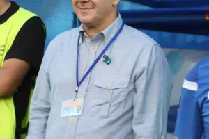 ΣΟΥΠΕΡ ΚΑΠ/ "Πορτοκαλί" με Μερκή! (Φώτος)