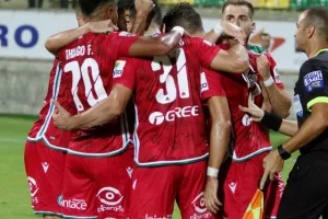 ΘΡΙΛΕΡ, ΜΑΤΣΑΡΑ και ΣΥΜΒΙΒΑΣΜΟΣ στην "ΑΡΕΝΑ" (φώτος)