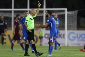 Τρία γκολ, χαμένο πέναλτι, ένταση και ΔΙΠΛΟ η "Κυρία" (φώτος)