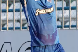 Ιδανική "επιστροφή" στο "Παπαδόπουλος" και εύκολο τρίποντο! (φώτος)