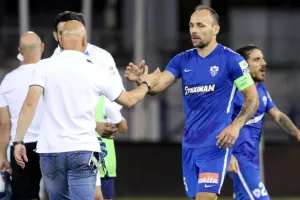 Ιδανική "επιστροφή" στο "Παπαδόπουλος" και εύκολο τρίποντο! (φώτος)
