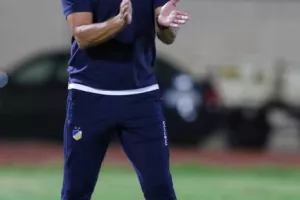 Ανατροπή στην ανατροπή και τρίποντο με ήρωα τον Μερκή! (φώτος)