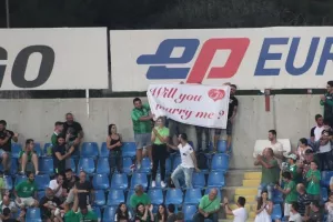 Όμορφη στιγμή με… ΠΡΟΤΑΣΗ ΓΑΜΟΥ στο ΓΣΠ! (βίντεο/φώτος)