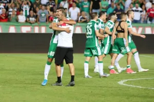 "ΠΡΑΣΙΝΟ" το ντέρμπι με Τιάγκο!  (Φώτος)