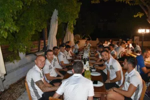 Βραδιά δεξίωσης και ευχαριστιών (φώτος)