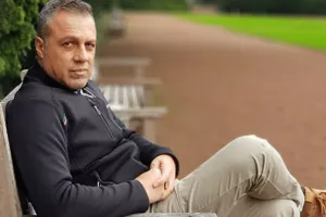ΓΙΩΤΗΣ: "Είσαστε σοβαροί; Έχει δύο χρόνια αλληλοξιτιμάζονται ΟΜΟΝΟΙΑΤΕΣ και έφταιξα εγώ;"
