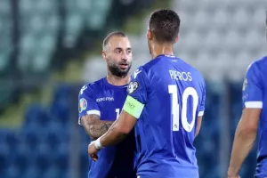 Παπουλής (8-2)