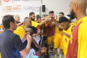 Πρώτο βήμα για τους ομίλους