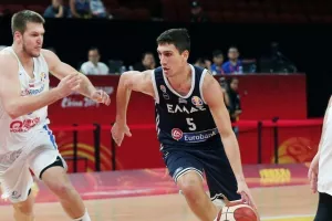 Συγκινημένος ο Λαρεντζάκης: «Αποτύχαμε, νιώθω απογοήτευση»