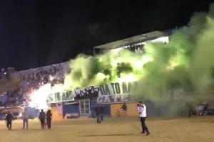 "Αναρωτιόμαστε αν τελικά πρέπει να απολογηθούμε..."