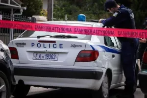 Έκρηξη εμπρηστικού μηχανισμού έξω από την πολυκατοικία αξιωματικού της Αθλητικής Βίας