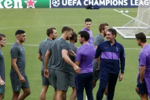 Τότεναμ: Μπέρδεψε την ΠΑΕ Ολυμπιακός με την... ΚΑΕ!