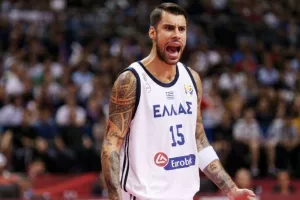 ΕΛΛΑΔΑ/Όλα τα σενάρια για την πρόκριση στους «8»