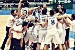 Ελλάς-ΗΠΑ: Ιστορία των 2876 χιλιομέτρων και των 4754 ημερών!